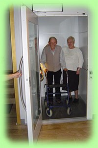 Der neue Lift stellt f�r unsere Senioren eine barrierefreie Umgebung sicher.